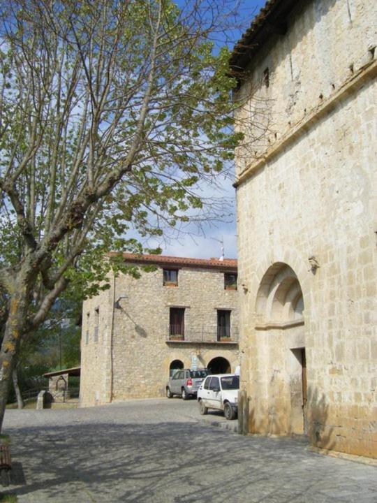 Hostal De La Rovira Oix Exterior photo