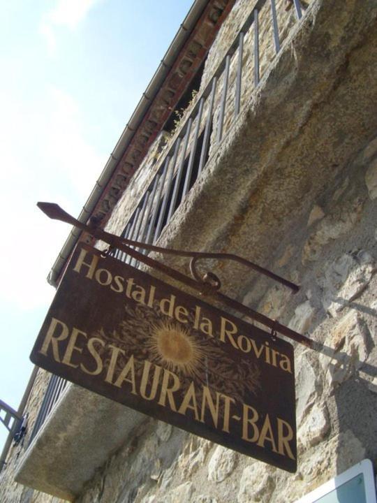 Hostal De La Rovira Oix Exterior photo